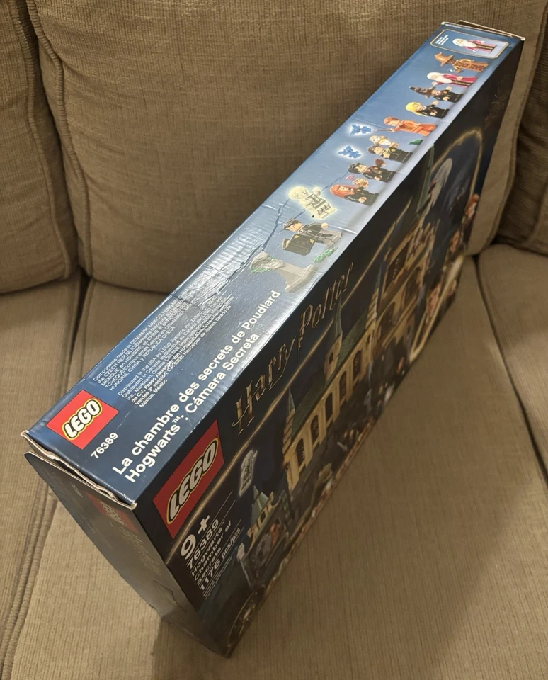 LEGO Harry Potter: Hogwarts Chamber of Secrets (76389) - Image 2 of 4