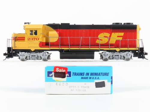 Locomotora diésel escala HO Athearn 4620 ATSF Santa Fe GP38-2 #2370 | Zustand: Used