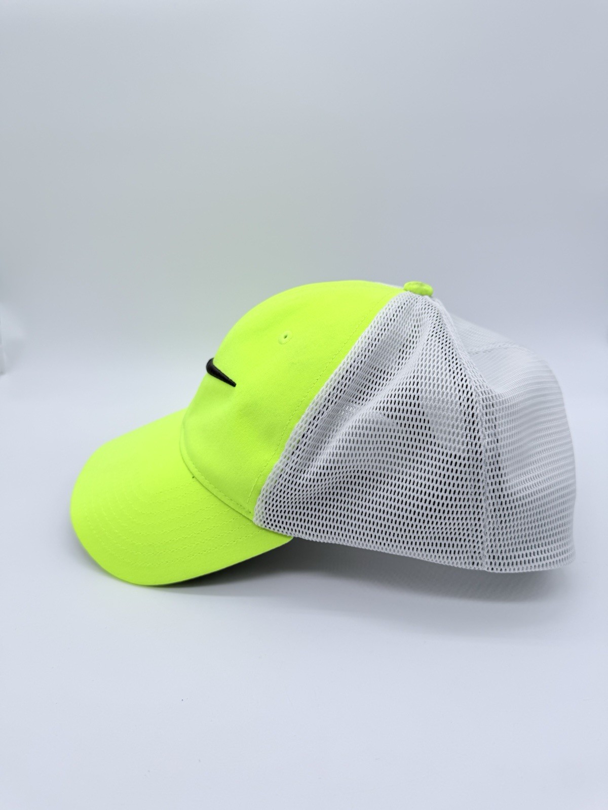 Nike Golf Neon Green Flex Fit L/XL Hat. Embroidered Nike Logo Mesh Back  thumbnail 3