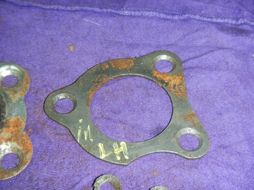 Engine Motor crankcase bearing retainer brackets 76 BULTACO 250 PURSANG MK9 167 - Picture 4 of 5