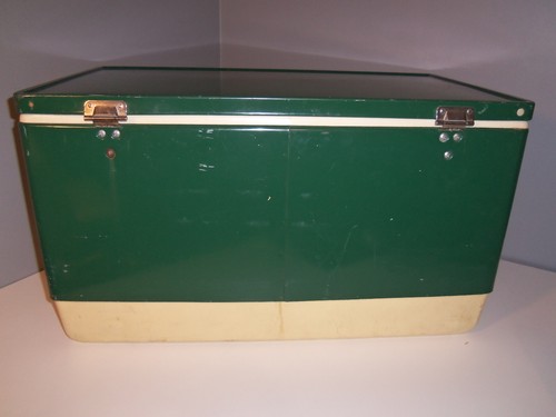 VTG LARGE Coleman Cooler Green White 28x16x15 Metal Handles Latch w/ 2 Trays - Picture 13 of 19