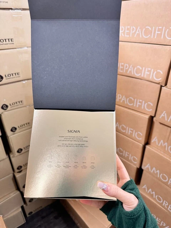 Kit HERA Signia Deluxe 6 itens soro emulsão de água creme K-Beauty - Imagem 3 de 4