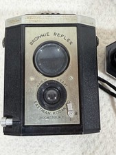 Vintage Kodak Brownie Reflex Twin Lens Camera A27 Film TLR Rochester NY USA
