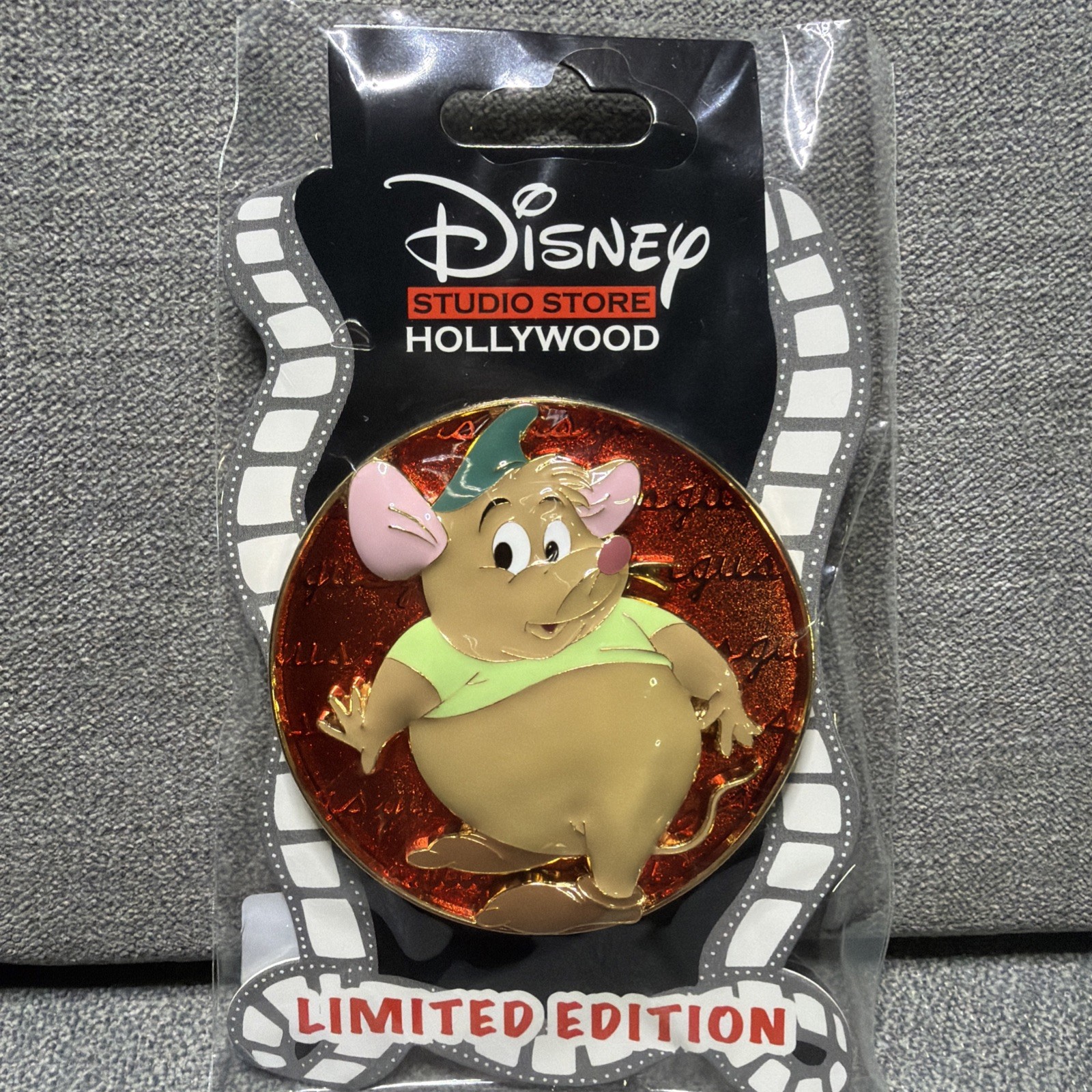 Disney Pin Cinderella Gus Mouse Cursive Cutie DSSH dsf D23 Expo 2022 LE 400