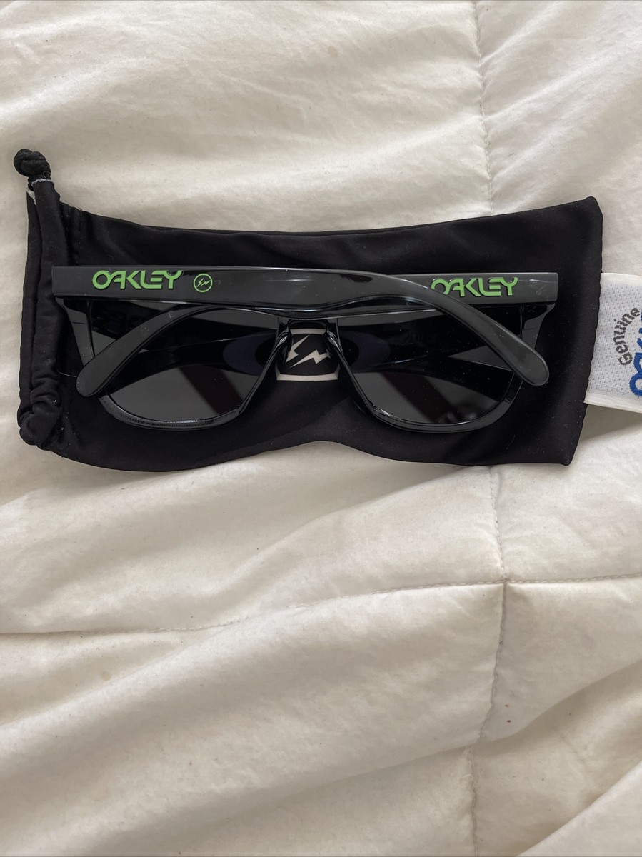 Oakley Frogskins Fragment W Black Iridium w Box N Bag Supreme Kaws