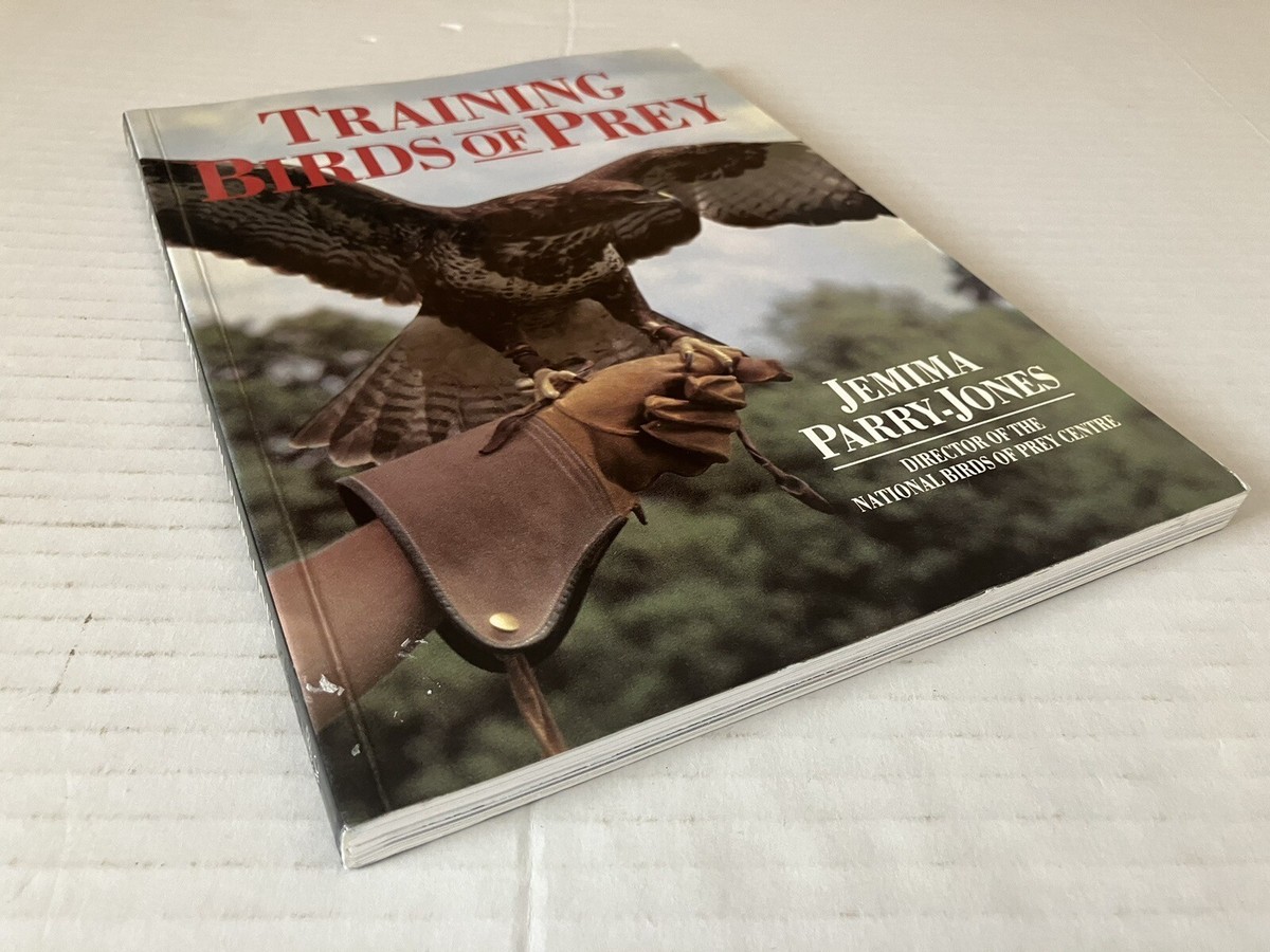 Training Birds of Prey by Jemima Parry-Jones 2002