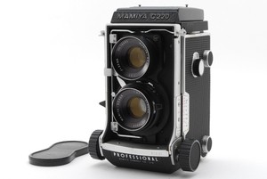Mamiya c220 vs c330