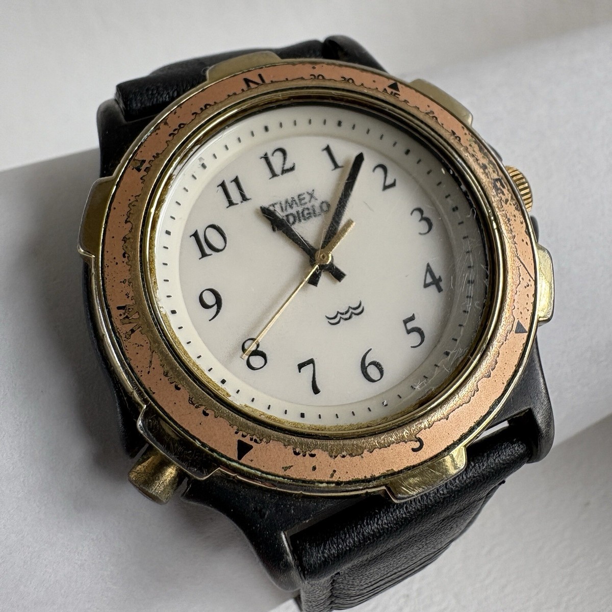 Vintage Timex INDIGLO Men's Hiking Quartz Watch Compass