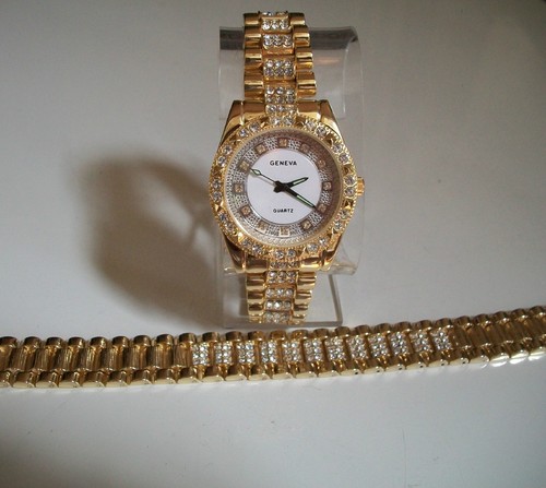 Conjunto de reloj y pulsera informal hip hop moda piedras acabado dorado para hombre - Imagen 5 de 6