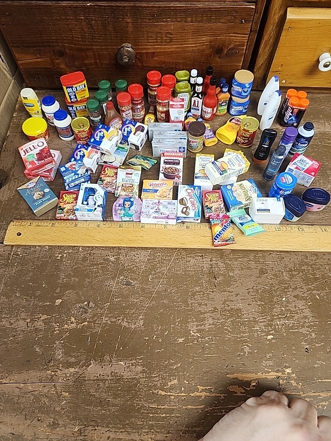 Lot ZURU Mini Brands Lot Food Spices Beauty Toys 77 Pieces *Some Duplicates