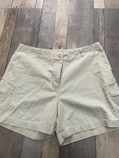 ladies new look beige size 12 cotton shorts side pockets W32 sits on waist