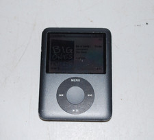 Apple iPod Nano 3rd Gen A1236 8GB Black Tested Needs New Battery