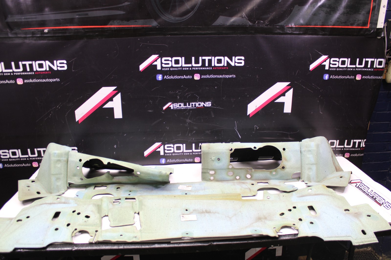 Lamborghini Huracan LP610 Engine Bay Sound Absorber Heat Shield Rear Panel OEM