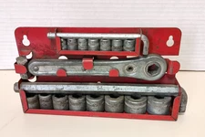 VINTAGE 19 pc. INDESTRO SOCKET WRENCH SET SAE #1454 COMPLETE OLD U.S.A. TOOLS
