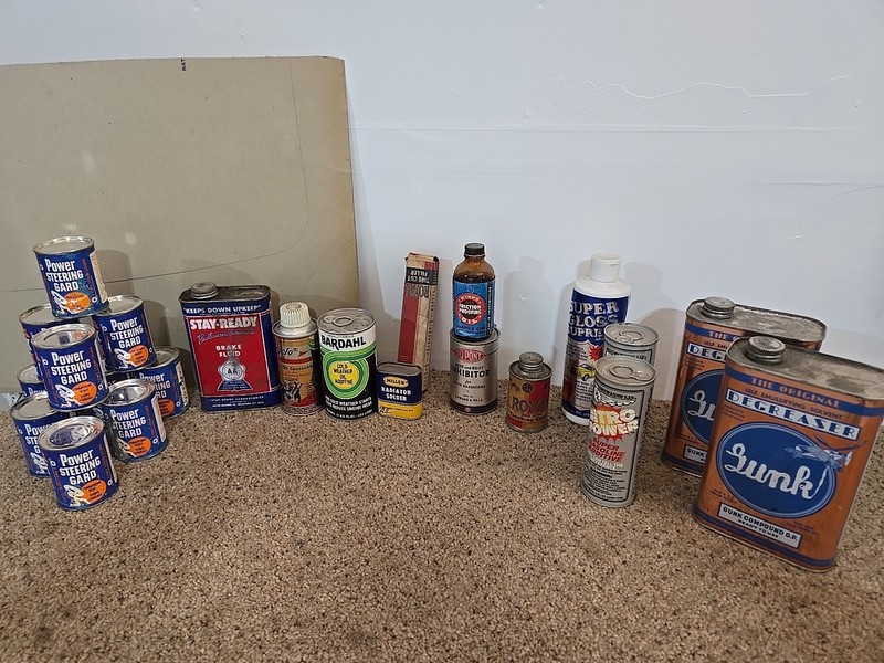 VINTAGE CAN COLLECTION LOT MAN CAVE 23 CANS 