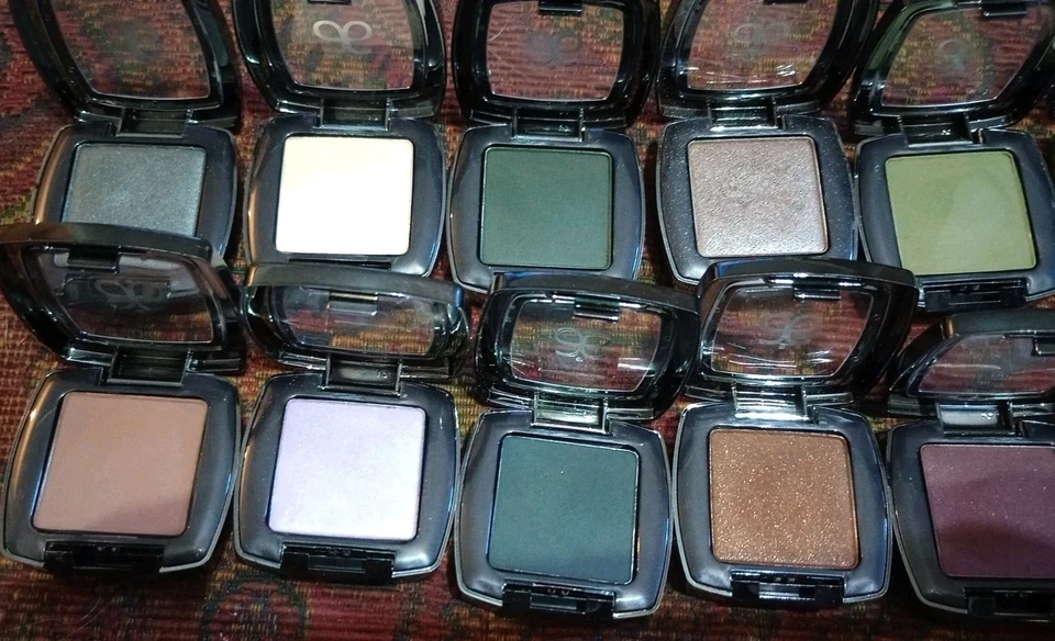 Arbonne Eye Shadow Lot .08 oz. 17 Piece Rare/Hard Find/ Discontinued - Image 2 of 4