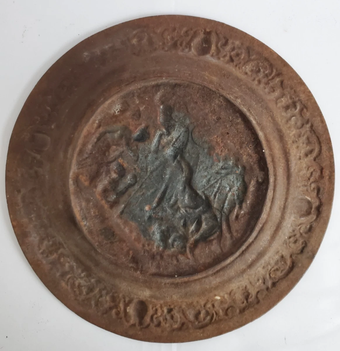Alter dekorativer Teller, Wandteller, Urteil des Paris, Antikes Motiv