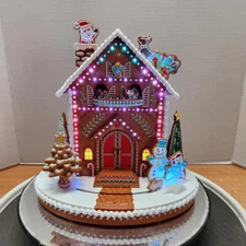 2021 Hallmark Deck The Gingerbread House Musical Tabletop New in Box