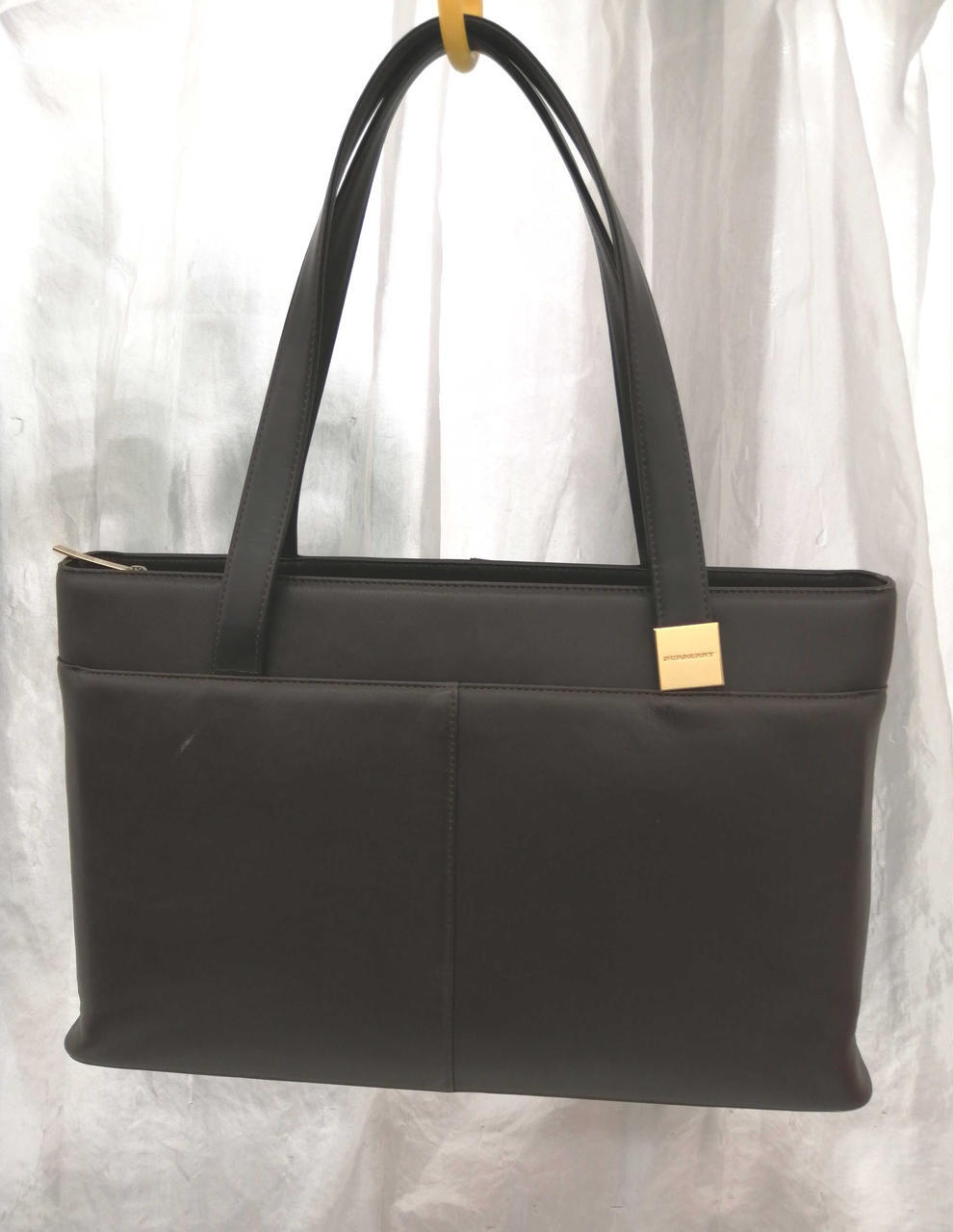 Leather tote  No.  Brown with a little corner thread BURBERRY 1210a