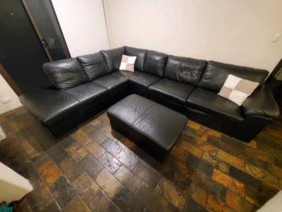 Black Harvey Norman Genuine Leather Couch With Fold Out Bed