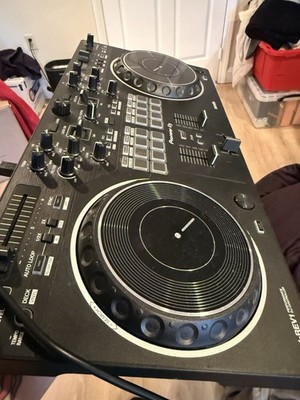 Pioneer DJ DDJ-REV1 Double Deck DJ Controller Black, Serato, Mixer, 16 Pads