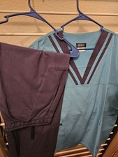 women scurb set medium