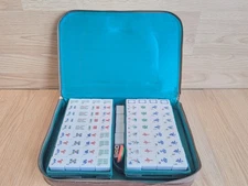Vintage Mahjong Set / 144 Three color Tiles