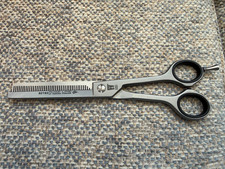 Roseline 82193  Dog Grooming Thinning Scissors.  Great condition. Hardly used