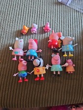 Peppa Pig Figures Assorted Characters, Lot of 7 4 Mini Characters