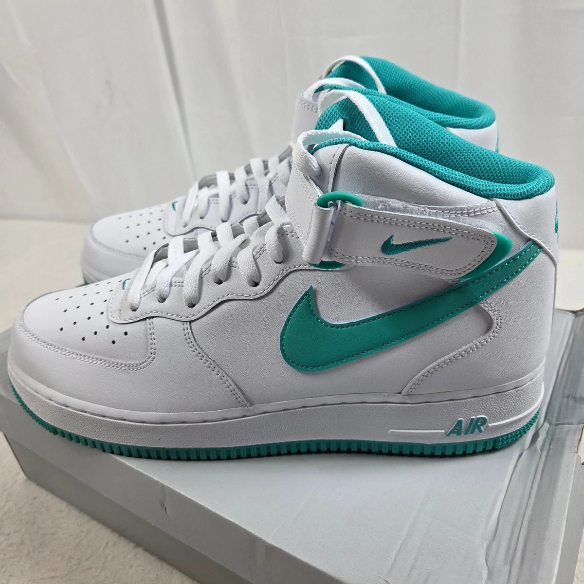 Nike Air Force 1 '07 Mid White Clear Jade for Sale | Authenticity