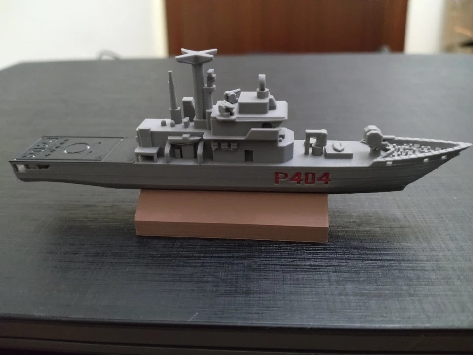 Modello Nave Marina Militare Vega 1:650  - Immagine 2 di 4