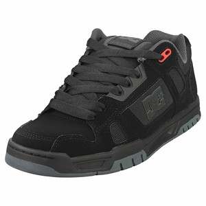 dc shoes black and red