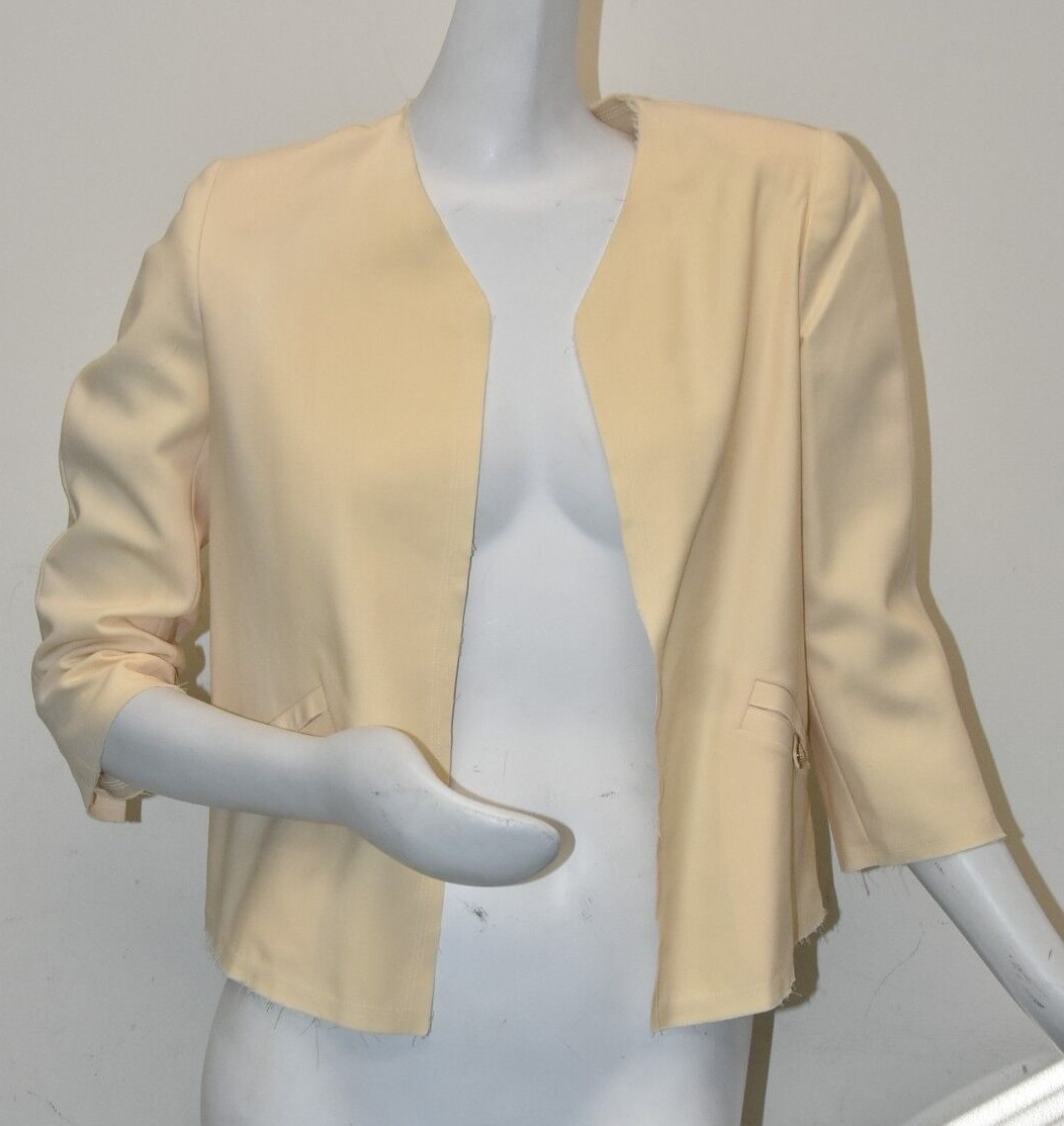 $2800 NEW Chanel JACKET Cream Blazer Suit Coat WOOL CC Buttons Pockets 40