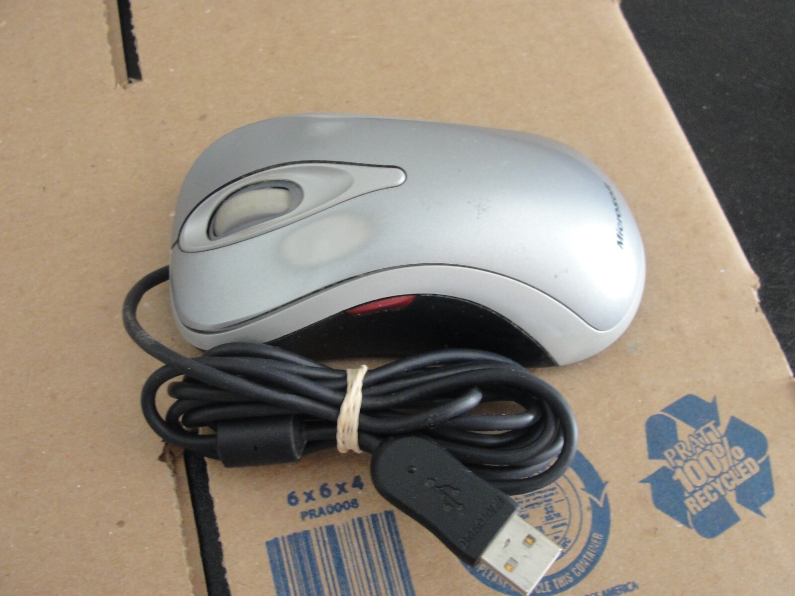 Microsoft Wired USB Comfort Optical Mouse 3000 Model 1043 - FREE ...
