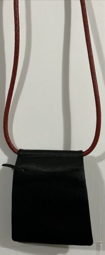 Vachet-Ta Italy Black Pebbled Leather Crossbody Bag Purse Unique Design - Picture 2 of 9