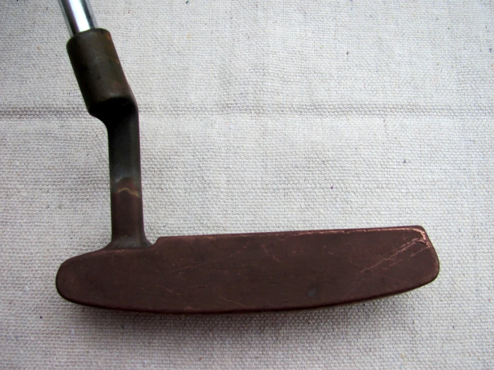 Vintage LH Ping Anser 3 Putter 34" with new Ping Man Grip Phoenix AZ 85068 - Image 4 of 4