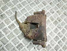 MAZDA 5 CR19 Bremssattel vorne links 2.00 Diesel 105kw 2008 31135737