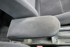 VW Passat 3B Mittelarmlehne Armlehne Lehne Mitte Original schwarz dunkel 128566