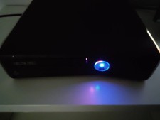 Xbox 360 Slim Regionsfrei Aurora 160 GB + RGH3/JTAG LED MOD + Shoot Em UPS