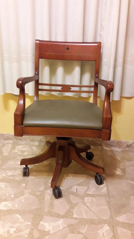 escritorio madera nogal clásico vintage con tapa verde y sillon a juegojuego - Imagen 3 de 4