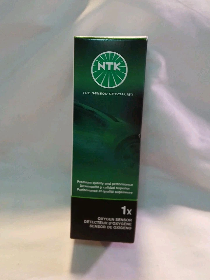 NTK 22135 Oxygen Sensor Ford/Lincoln 3.5L 2011-16 - Image 2 of 4