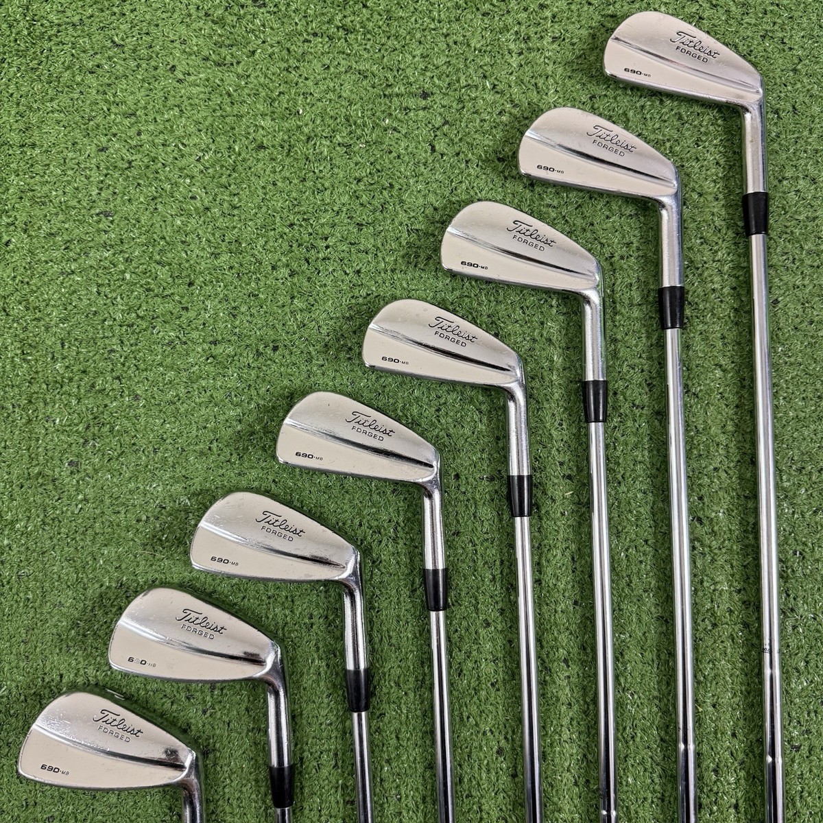 Titleist 690 MB Forged Iron Set 3-PW True Temper Dynamic Gold S300