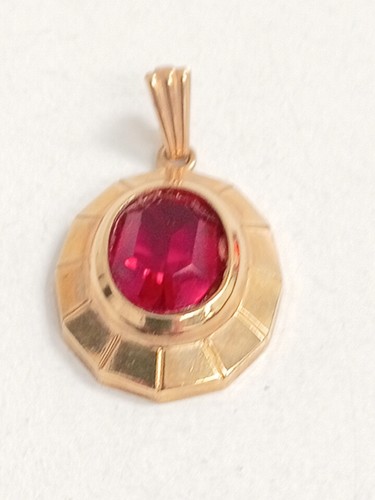 Stilvoller Vintage 9kt Gelbgold ovaler Anhänger roter ovaler Stein gepunzt 2,40g