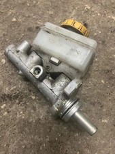 Maître-cylindre de frein Subaru OUTBACK