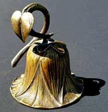 Ancienne CLOCHETTE de Table  Bronze " Fleur de volubilis " ART NOUVEAU  fin XIXe