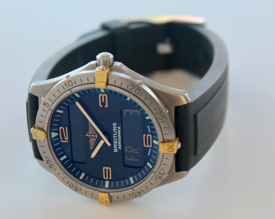 Reloj Hombre Breitling F56062 AEROESPACIAL, ESFERA NEGRA, TITANIO, ALARMA, 40mm, ¡GUAU! Foto 3 de 4