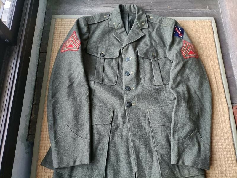 WWII USMC 1st Marine Corps Wool Dress Uniform Jacket with WWII USMC 1st Marine Corps Wool Dress Uniform Jacket with