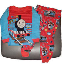 THOMAS THE TRAIN 1 TODDLER BOYS SLEEPWEAR PAJAMAS SHIRT  PANTS SET NW 24M 2010