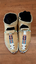 Antique Native American Beaded Southern Plains Moccasins 1900-1910s OLD PARFLESH