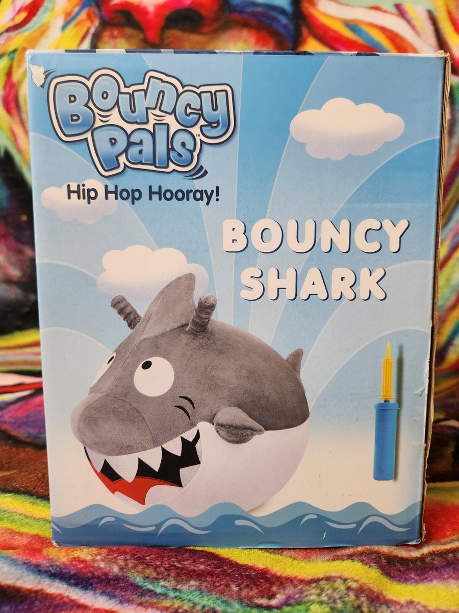 iPlay, iLearn Bouncy Pals Hopping Animal Bouncy Gray Shark